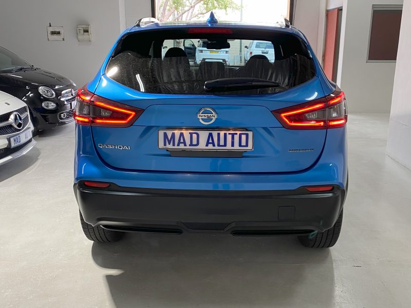 2021 Nissan Qashqai 1.2T Midnight Auto