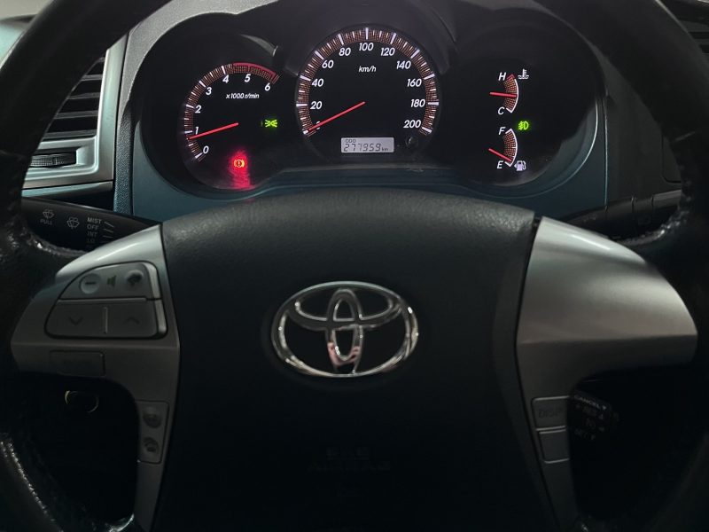 2015 Toyota Hilux 3.0D-4D Raider 4x4 Manual Double-Cab