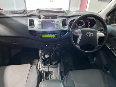 2015 Toyota Hilux 3.0D-4D Raider 4x4 Manual Double-Cab