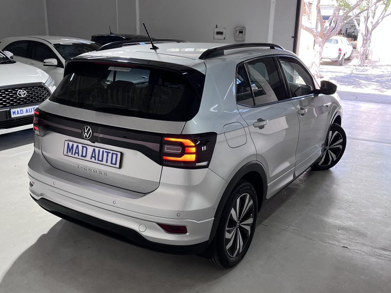 2021 Volkswagen T-Cross 1.0 TSI 70kW Comfortline R-Line Manual
