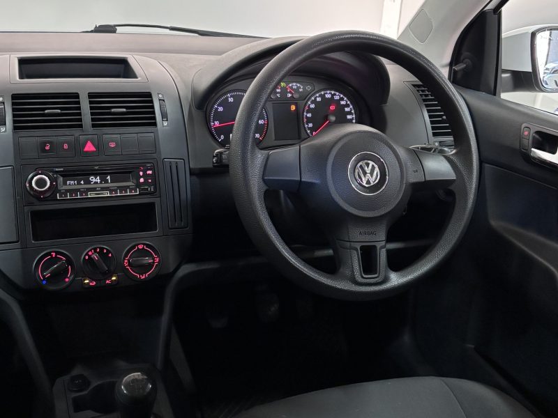 2015 Volkswagen Polo Vivo GP 1.6 Comfortline 5-dr