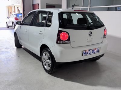 2015 Volkswagen Polo Vivo GP 1.6 Comfortline 5-dr