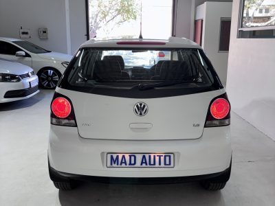 2015 Volkswagen Polo Vivo GP 1.6 Comfortline 5-dr