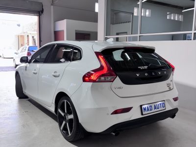 2013 Volvo V40 T4 Elite Auto