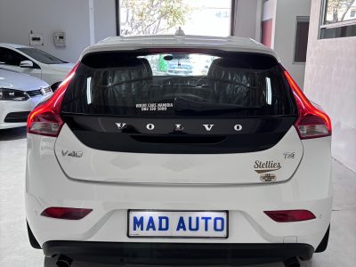 2013 Volvo V40 T4 Elite Auto