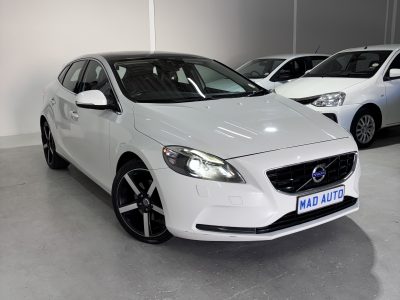 2013 Volvo V40 T4 Elite Auto