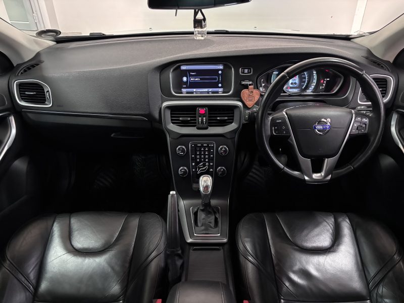 2013 Volvo V40 T4 Elite Auto