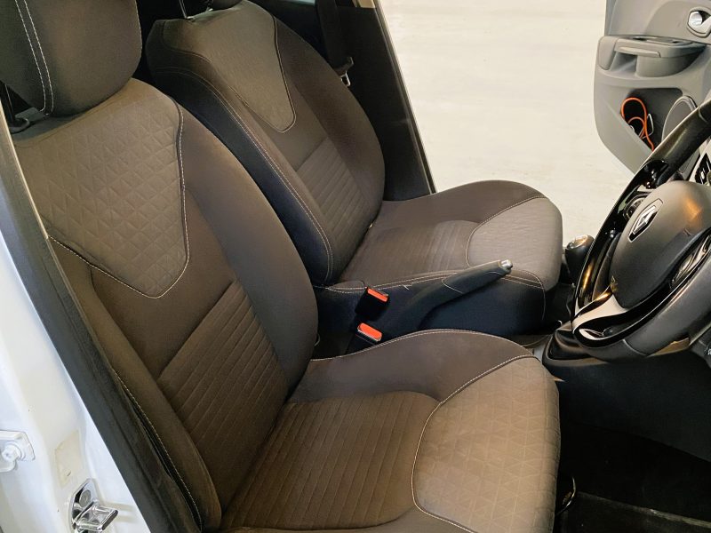 2015 Renault Clio IV 900 T Dynamique 5dr (66kW)